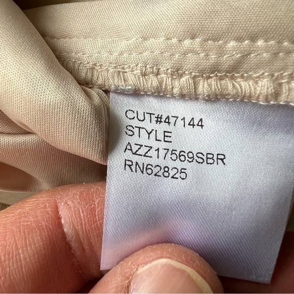 Tadashi Shoji Bridal Gabby Dress - Picture 10 of 10